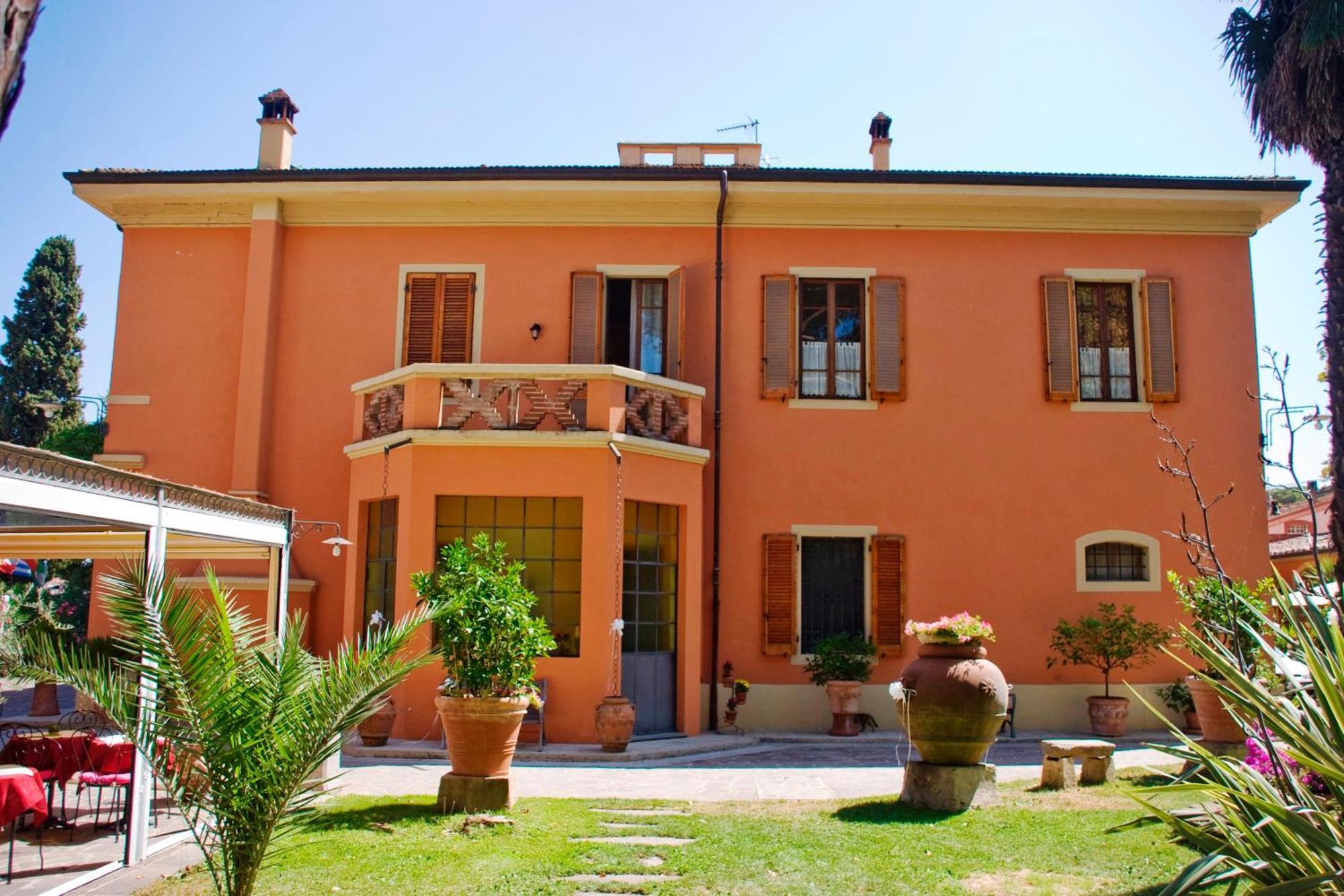 Hotel Villa Maya Cascina Exterior photo