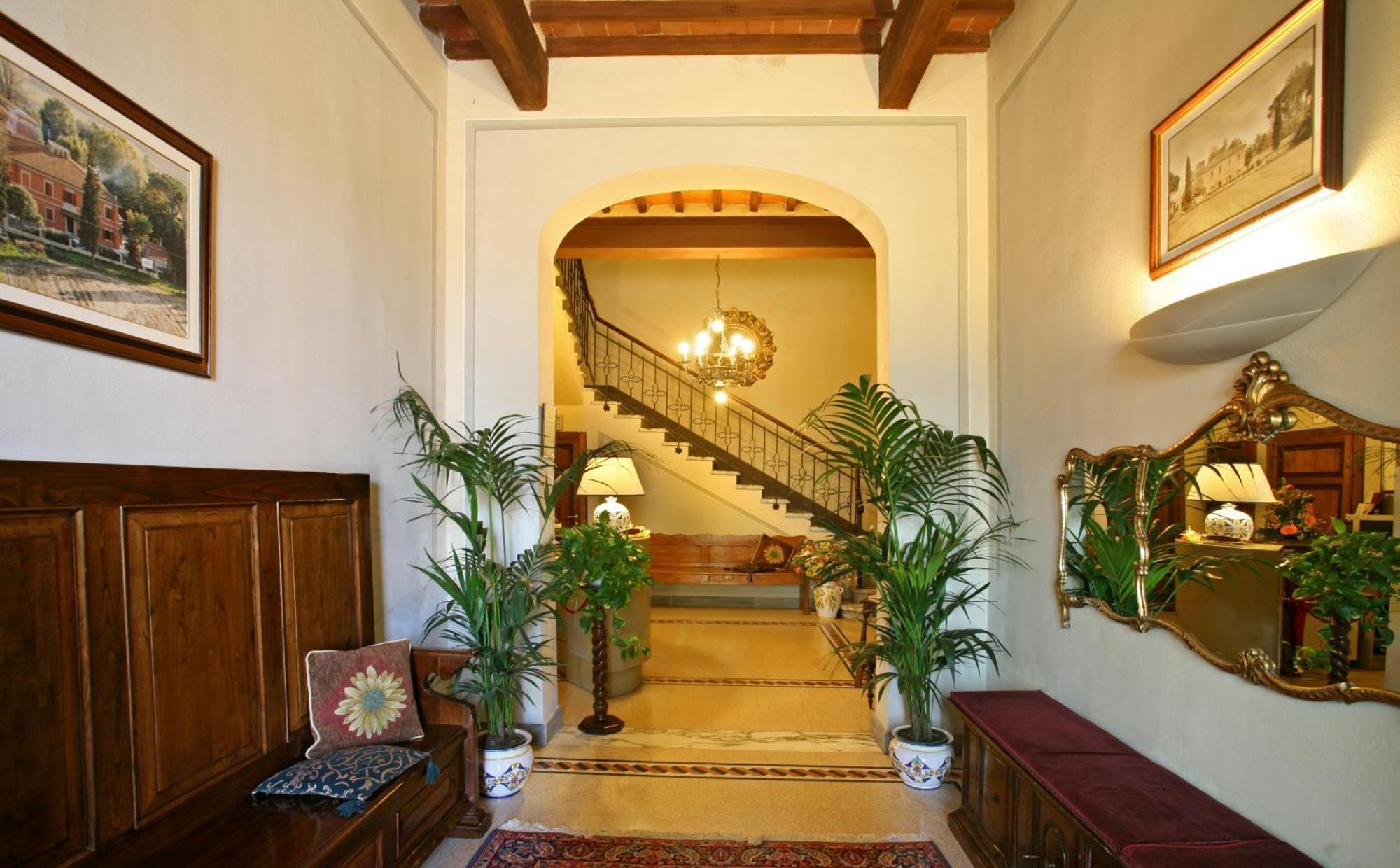 Hotel Villa Maya Cascina Exterior photo