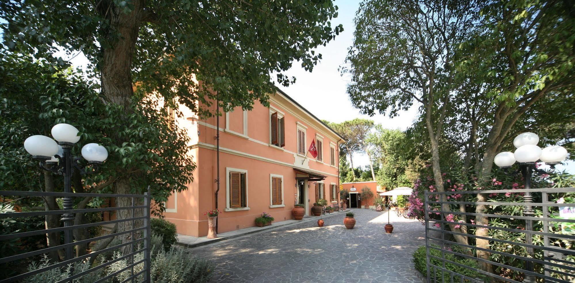 Hotel Villa Maya Cascina Exterior photo